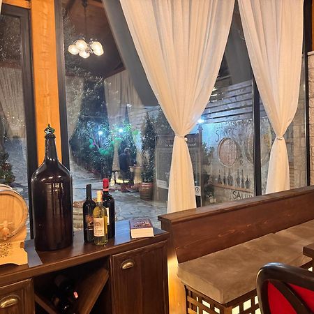 Vila Shehi Guesthouse And Winery Mucaj 외부 사진
