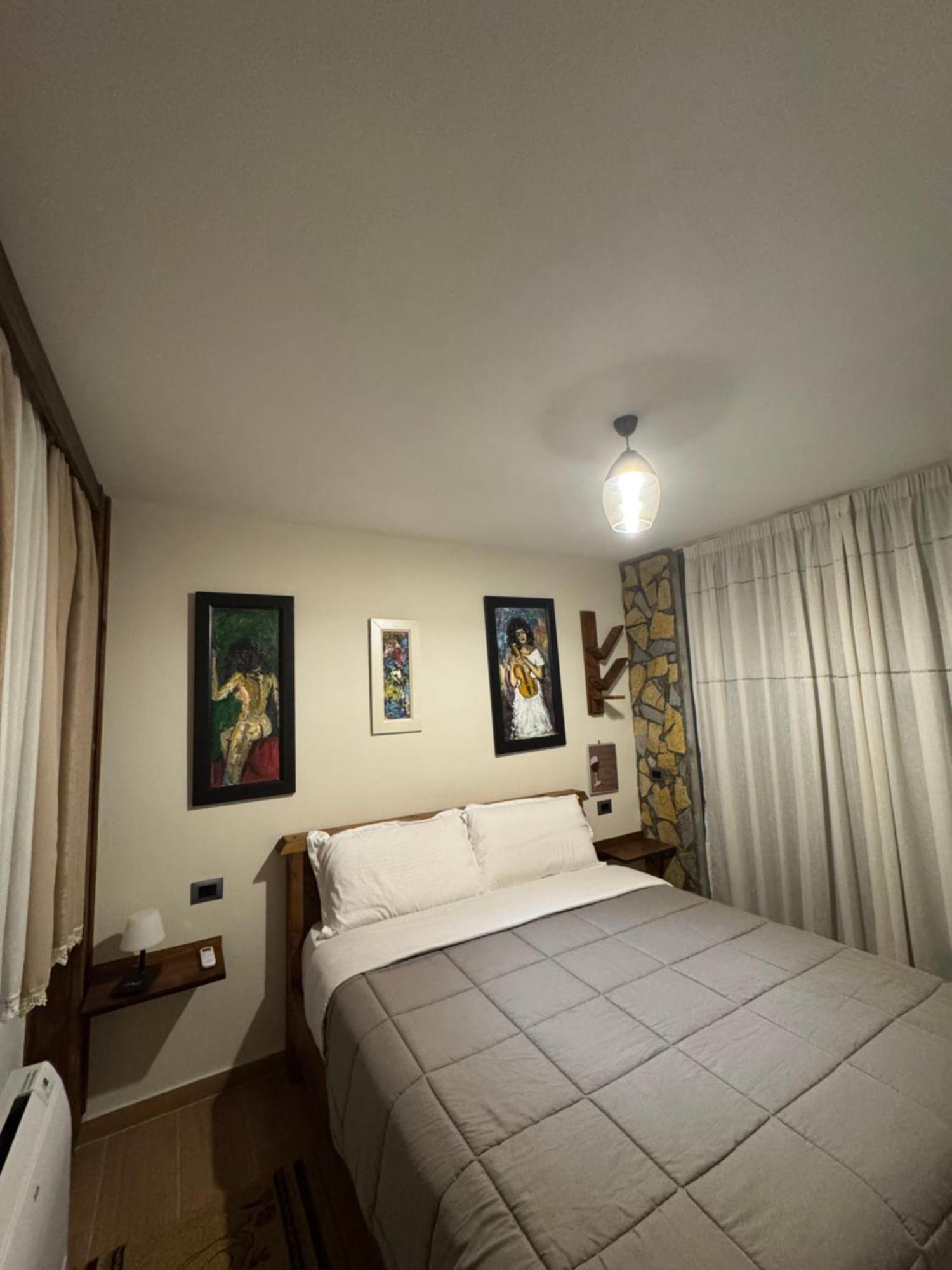Vila Shehi Guesthouse And Winery Mucaj 외부 사진